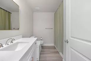 606 Cypress St, Mary Esther, FL 32569 - Photo 9