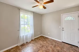 138 Adams St, Niceville, FL 32578 - Photo 15