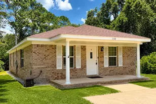 138 Adams St, Niceville, FL 32578 - Photo 3