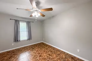 138 Adams St, Niceville, FL 32578 - Photo 17