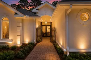 831 Coldwater Creek Cir, Niceville, FL 32578 - Photo 3