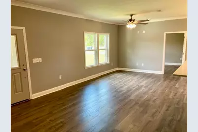 169 E Honeysuckle Street, Defuniak Springs, FL 32433 - Photo 21