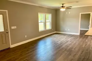 169 E Honeysuckle St, Defuniak Springs, FL 32433 - Photo 21