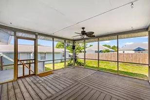 327 Shasta St, Panama City Beach, FL 32413 - Photo 35
