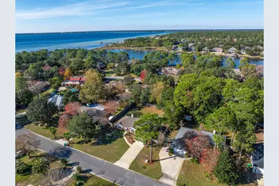 4407 Southminster Circle, Niceville, FL 32578 - Photo 3