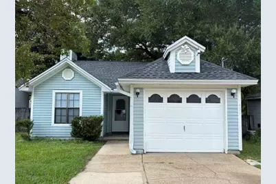 431 Apple Drive, Crestview, FL 32536 - Photo 1