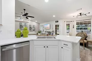 2630 Hidden Estates Cir, Navarre, FL 32566 - Photo 17