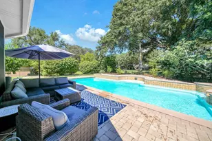 4423 Windlake Dr, Niceville, FL 32578 - Photo 1