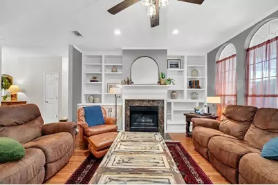 4423 Windlake Drive, Niceville, FL 32578 - Photo 15
