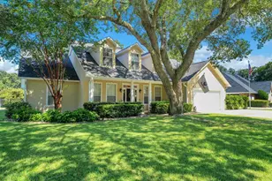 4423 Windlake Dr, Niceville, FL 32578 - Photo 1