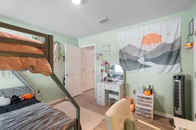 669 Earl Godwin Road, Freeport, FL 32439 - Photo 17