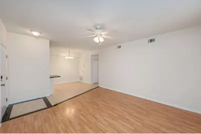 1501 N Partin Drive #APT 148, Niceville, FL 32578 - Photo 13