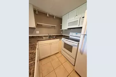 308 Miracle Strip Parkway #21A, Fort Walton Beach, FL 32548 - Photo 3