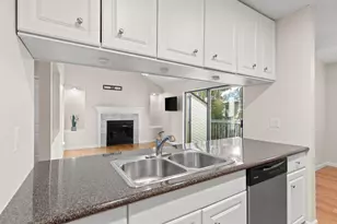 128 SE Elm Ave, Fort Walton Beach, FL 32548 - Photo 9