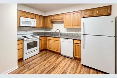 319 N Cedar Avenue, Niceville, FL 32578 - Photo 3