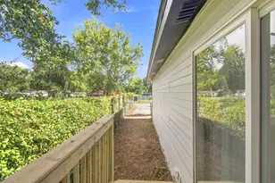 57 12th St, Shalimar, FL 32579 - Photo 35