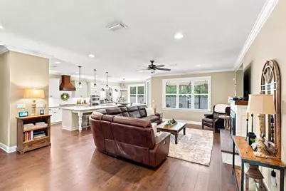 628 Meadow Lake Drive, Freeport, FL 32439 - Photo 11