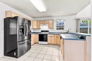 974 Pacific Silver Ct, Fort Walton Beach, FL 32547 - Photo 11