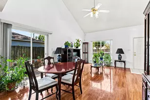 974 Pacific Silver Ct, Fort Walton Beach, FL 32547 - Photo 5