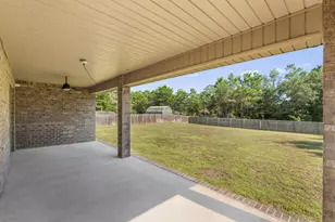 2949 Sherwood Dr, Navarre, FL 32566 - Photo 37