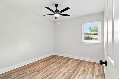 1426 Hickory Avenue, Niceville, FL 32578 - Photo 15