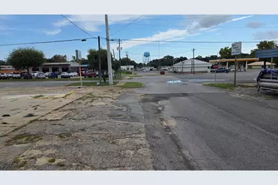 698 S Main Street, Crestview, FL 32536 - Photo 7