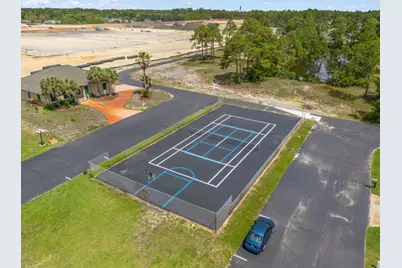 1817 E Smugglers Cove Drive, Gulf Breeze, FL 32563 - Photo 13