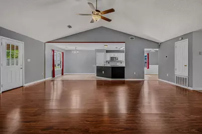 101 Conquest Avenue, Crestview, FL 32536 - Photo 11