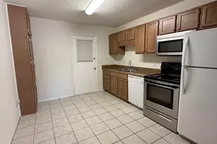 108 Scranton St, Fort Walton Beach, FL 32547 - Photo 3
