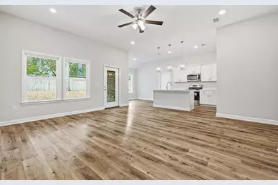1018 Rin Court, Milton, FL 32583 - Photo 7