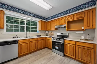 213 Hunter Dr, Crestview, FL 32539 - Photo 5