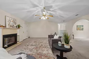 213 Hunter Dr, Crestview, FL 32539 - Photo 7