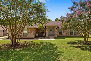 5187 Whitehurst Ln, Crestview, FL 32536 - Photo 1