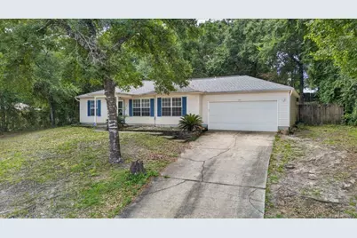 326 Lakeview Drive, Crestview, FL 32536 - Photo 3