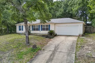 326 Lakeview Dr, Crestview, FL 32536 - Photo 3