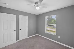 326 Lakeview Dr, Crestview, FL 32536 - Photo 19