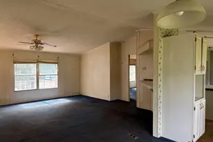 1894 W Kingsfield Rd, Cantonment, FL 32533 - Photo 9