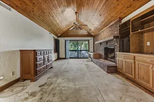 212 White St, Niceville, FL 32578 - Photo 17