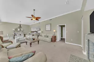 6627 Thomas Dr, Panama City Beach, FL 32408 - Photo 11