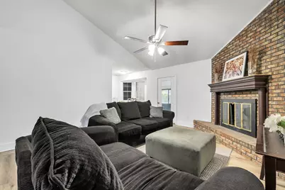 122 Newcastle Circle, Fort Walton Beach, FL 32547 - Photo 7