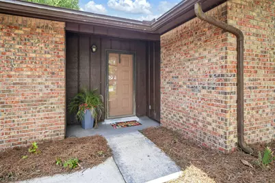 122 Newcastle Circle, Fort Walton Beach, FL 32547 - Photo 3