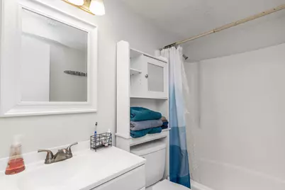 209 W Miracle Strip Parkway #D103, Mary Esther, FL 32569 - Photo 17