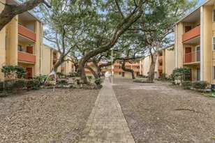 209 W Miracle Strip Pkwy, Mary Esther, FL 32569 - Photo 29