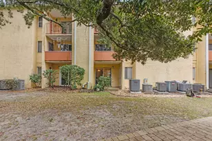 209 W Miracle Strip Pkwy, Mary Esther, FL 32569 - Photo 27