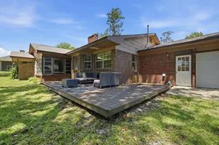 98 Country Club Rd, Shalimar, FL 32579 - Photo 35