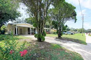 127 Pryor Dr, Mary Esther, FL 32569 - Photo 3