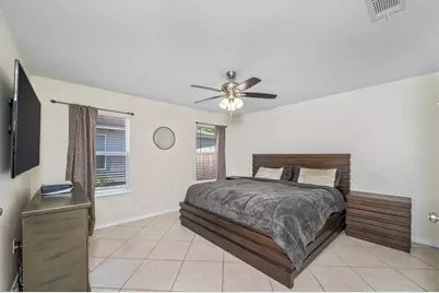 5134 S Lake Drive, Crestview, FL 32539 - Photo 11