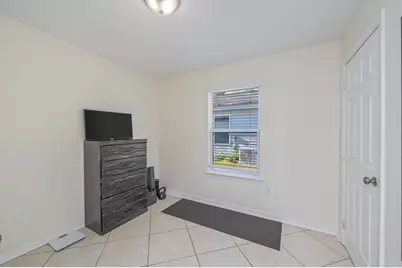 5134 S Lake Drive, Crestview, FL 32539 - Photo 9