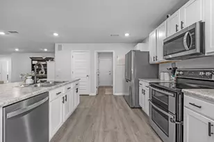 6537 Torrey Pines, Laurel Hill, FL 32567 - Photo 11