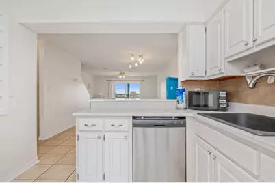 8468 Gulf Boulevard # UT-4, Navarre, FL 32566 - Photo 13